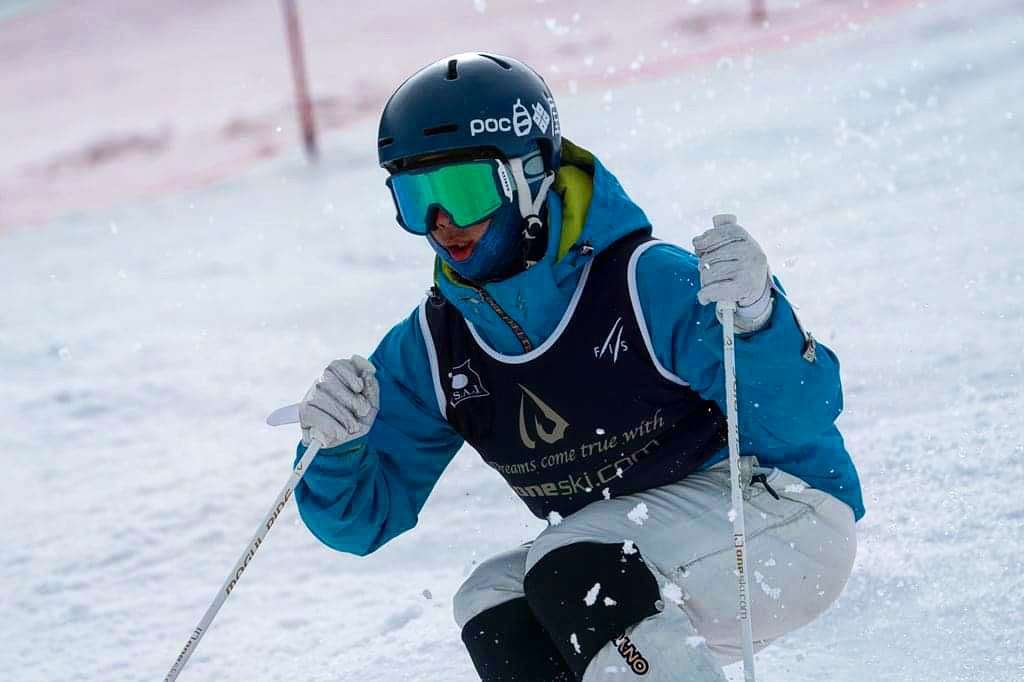 モーグルスキー選手 佐々木 白馬 様